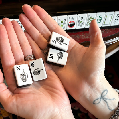Florvite™ Halloween Haunt American Mahjong Set – 160 Tiles
